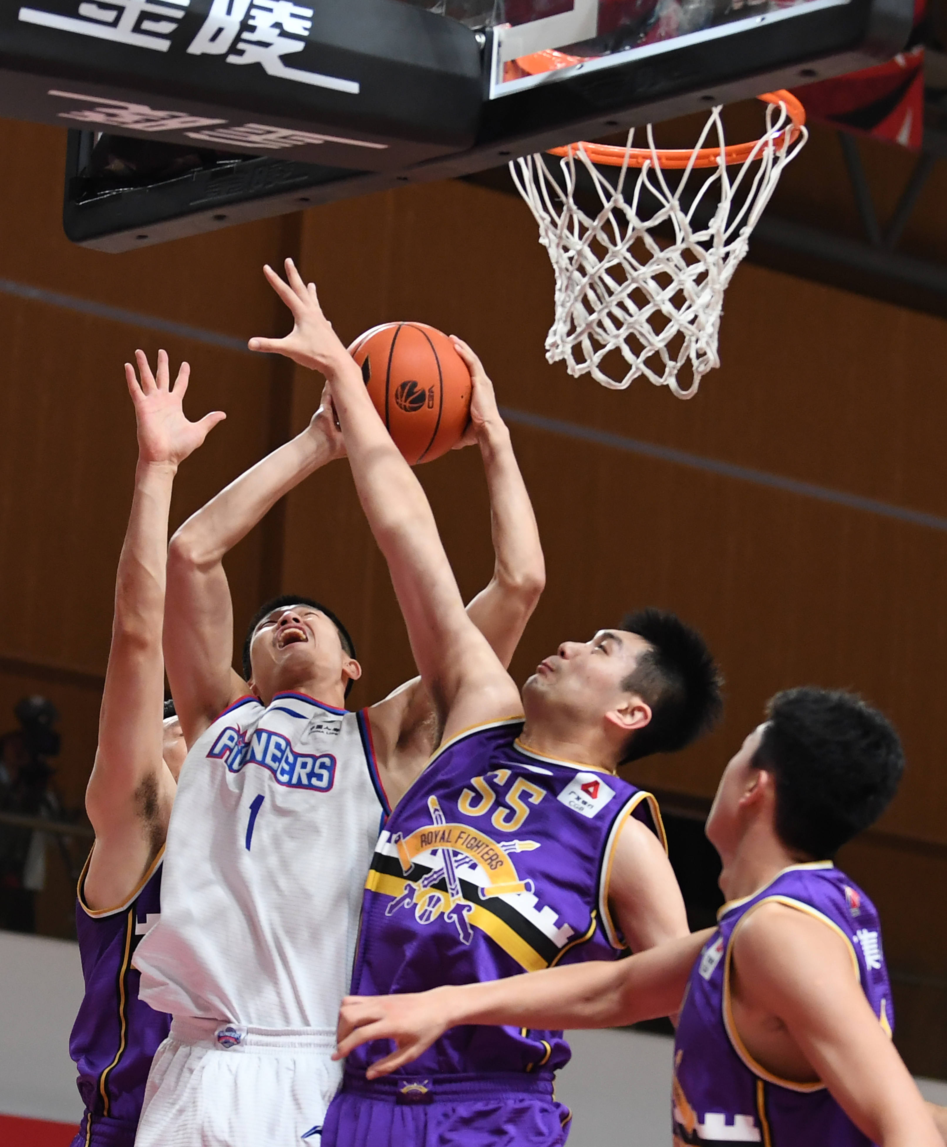 篮球联赛历史上最伟大的比赛回顾 篮球联赛历史上最伟大的比赛回顾