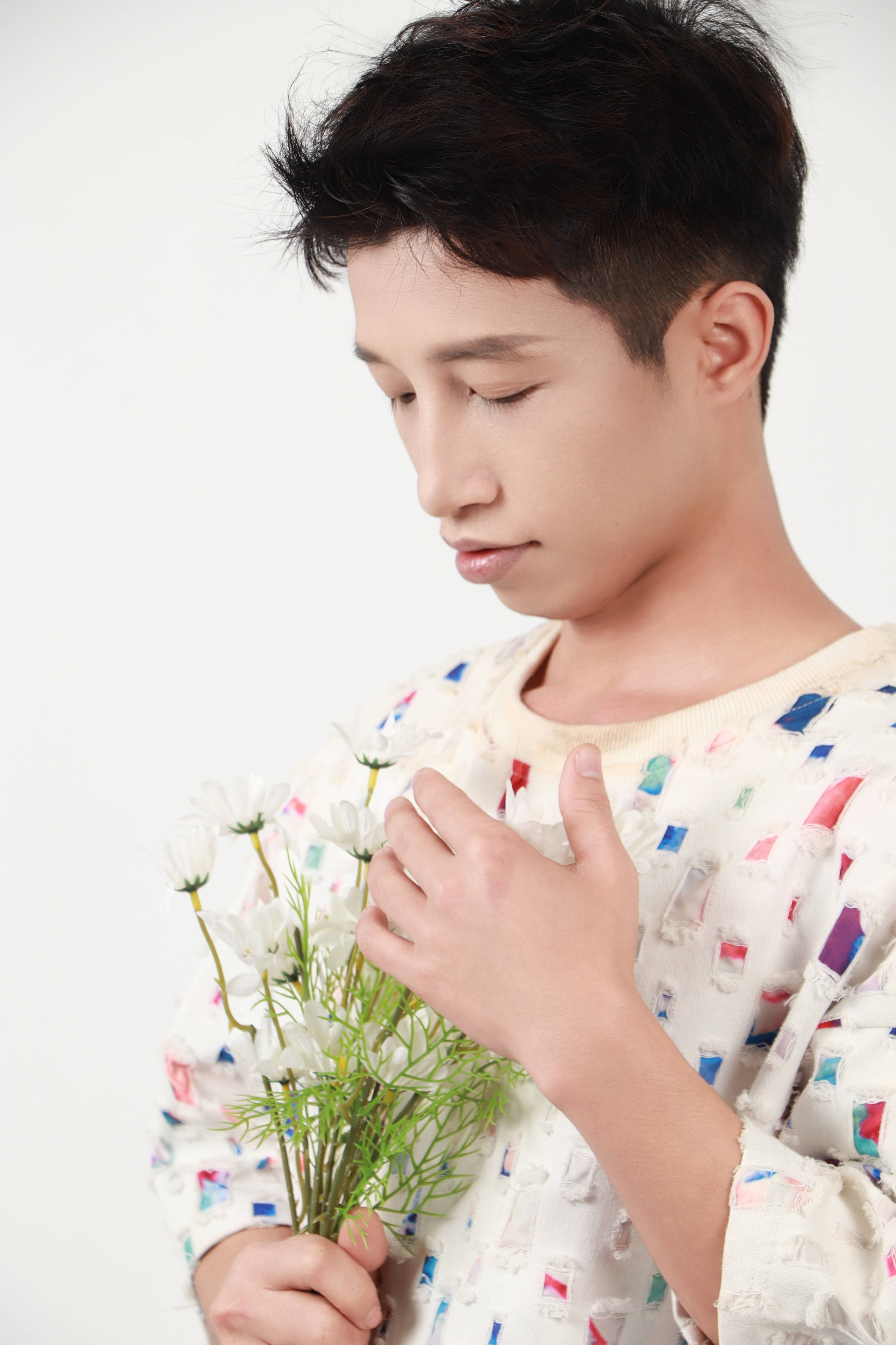 关于惊艳表现!青年队新星崭露头角的信息 关于惊艳表现!青年队新星崭露头角的信息