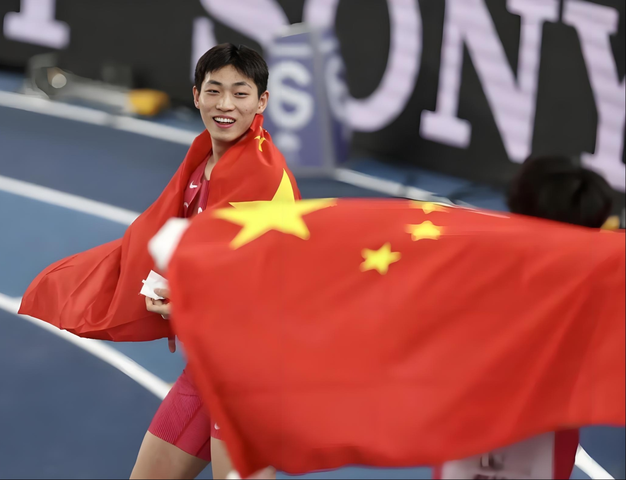 本土运动员勇夺铜牌，引领国人自豪