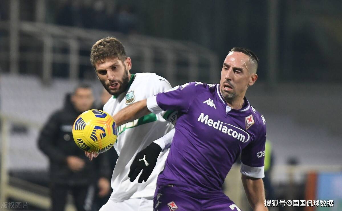 关于克罗托内被那不勒斯完胜，遭遇惨败的信息