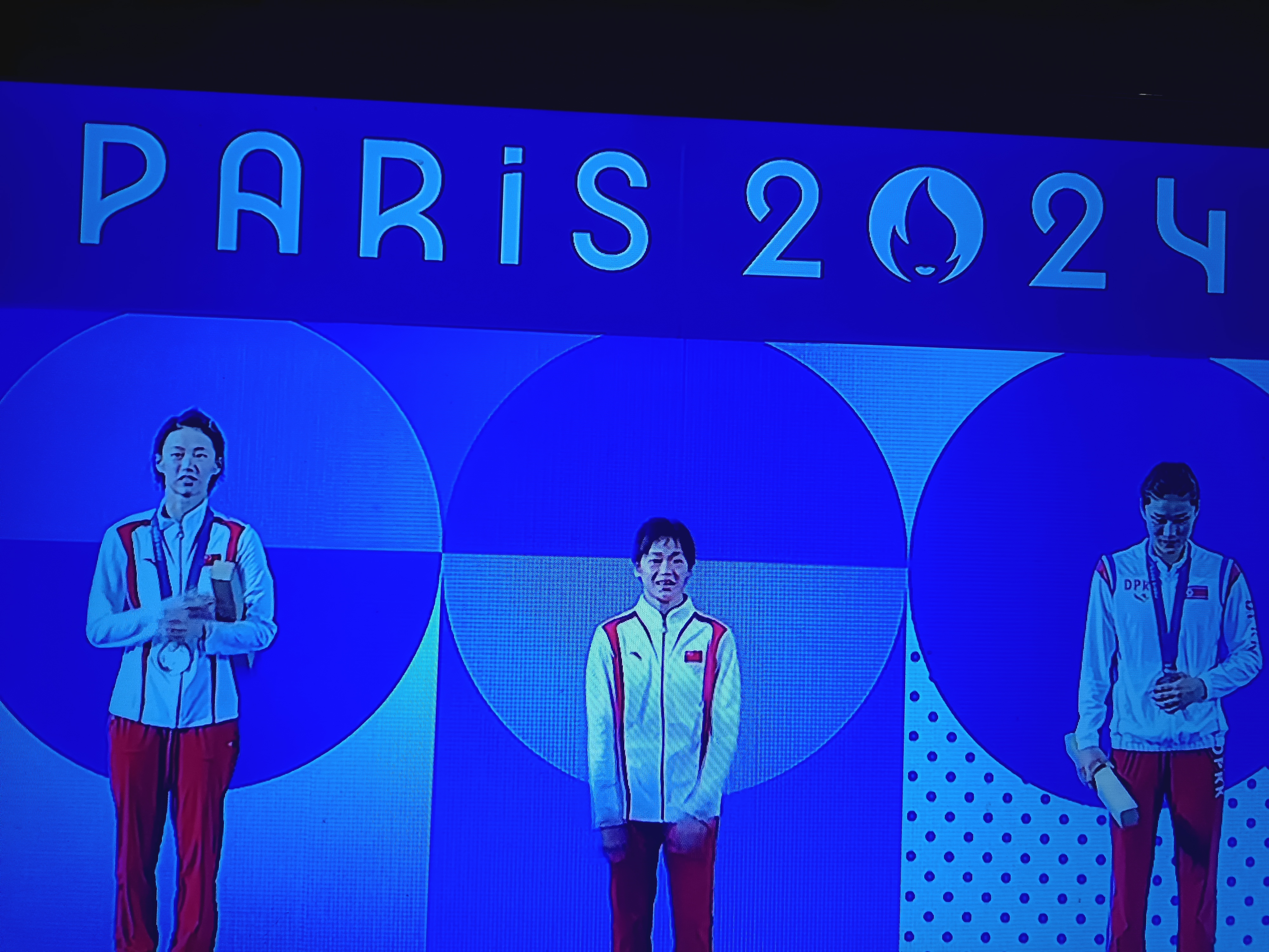 全球体育盛宴吸引众多观众,影响深远 全球体育盛宴吸引众多观众,影响深远