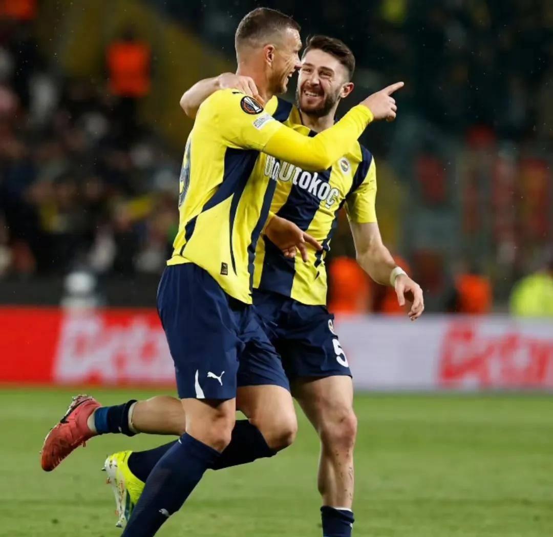 包含欧洲预选赛球队精湛战术,对手无计可施的词条 包含欧洲预选赛球队精湛战术,对手无计可施的词条