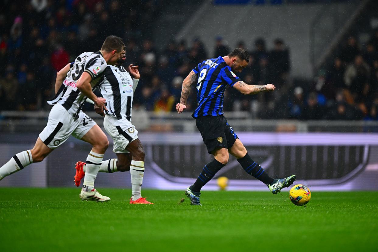 乌迪内斯客场不敌都灵,降级形势严峻 乌迪内斯客场不敌都灵,降级形势严峻