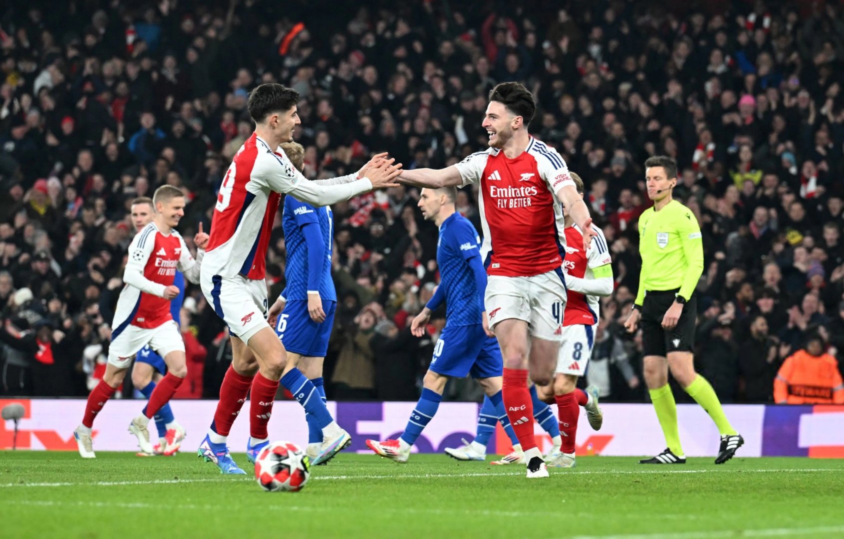 西汉姆联爆冷胜升班马,实现三连胜的简单介绍 西汉姆联爆冷胜升班马,实现三连胜的简单介绍