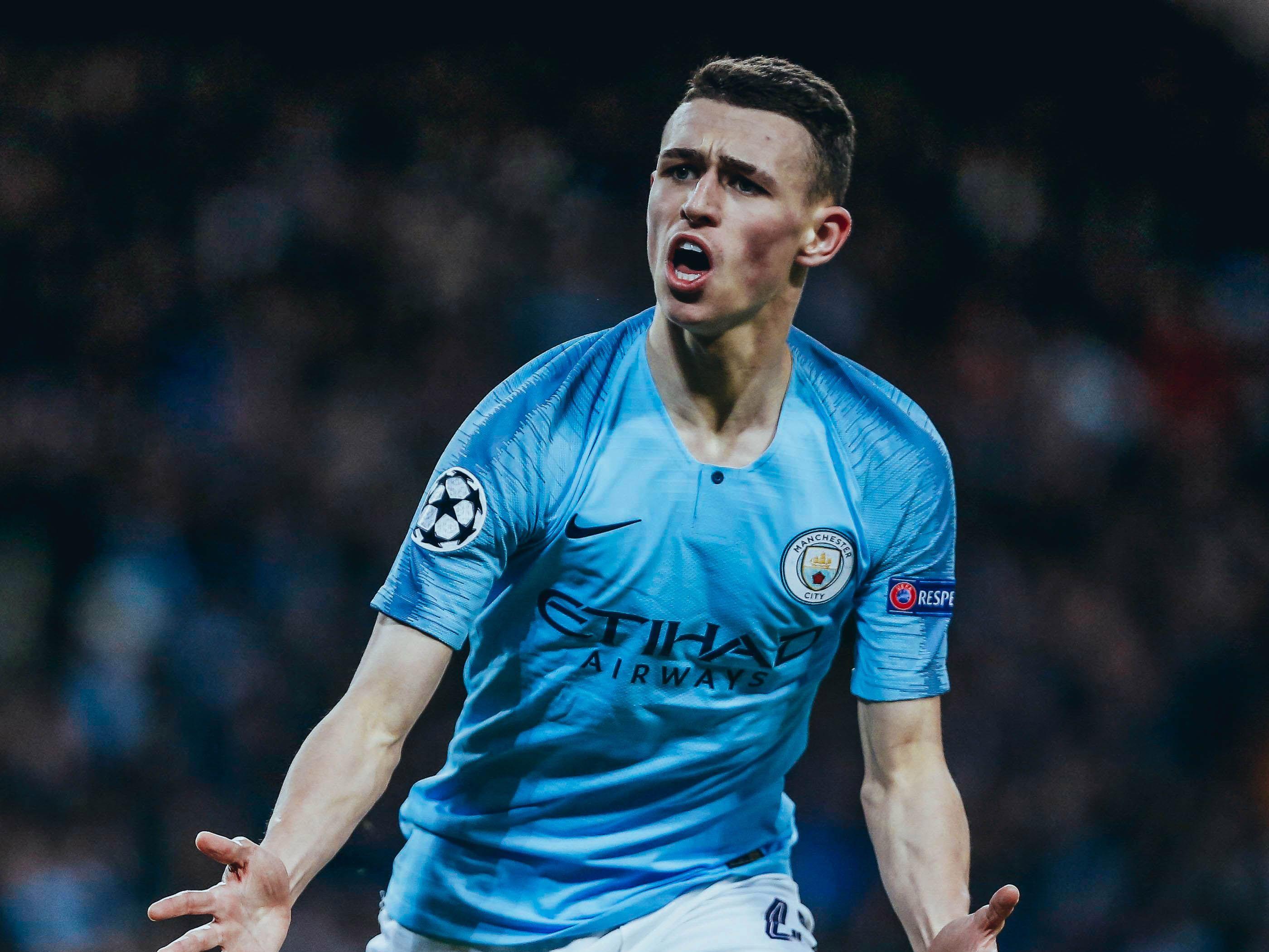 沙尔克球队士气高昂,迎来胜利 沙尔克球队士气高昂,迎来胜利