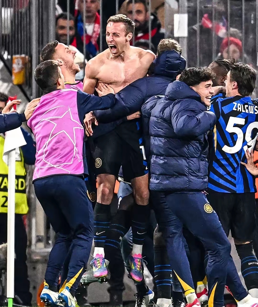 德国拜仁逆袭敌红军,杀入决赛!的简单介绍 德国拜仁逆袭敌红军,杀入决赛!的简单介绍