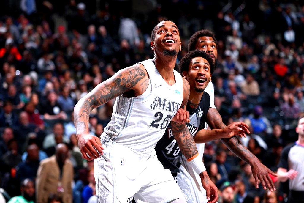 篮网全队和睦合作，取得连胜好局