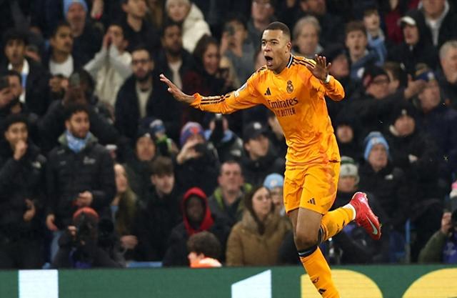 关于里昂客场战平皇马,欧冠淘汰赛前景一片光明的信息 关于里昂客场战平皇马,欧冠淘汰赛前景一片光明的信息