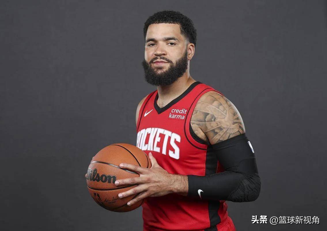 猛龙主场击败魔术,范弗利特全面开花 猛龙主场击败魔术,范弗利特全面开花